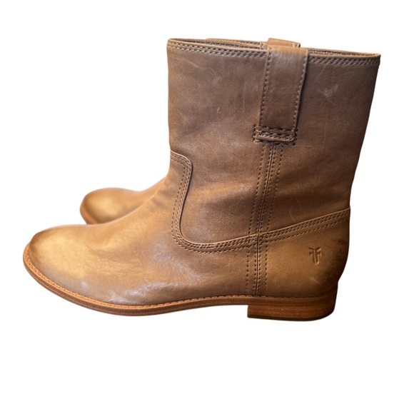 Frye Anna Short Round Toe Light Tan Leather Ankle Boots NWOT Size 7.5 - Picture 5 of 12